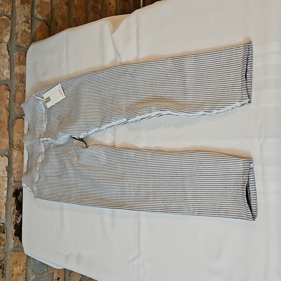 NWT Good American white & black seamless ribbed leggings size 3/4 - Picture 3 of 9